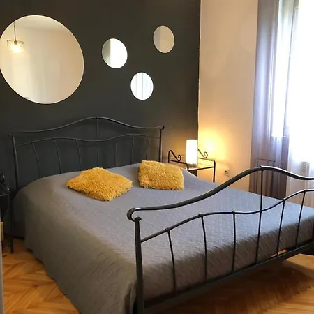 Salona Apartman *