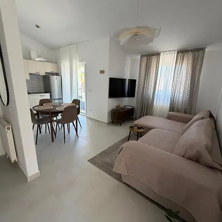 Apartman Salona