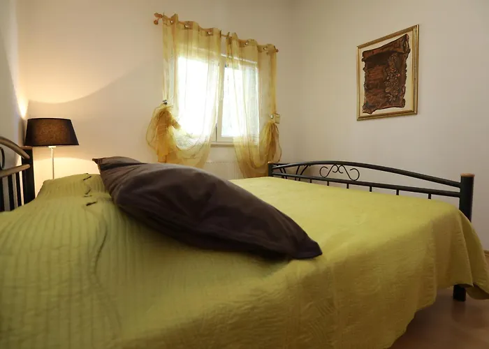 Apartman Salona *