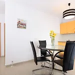 Апартаменти Salona