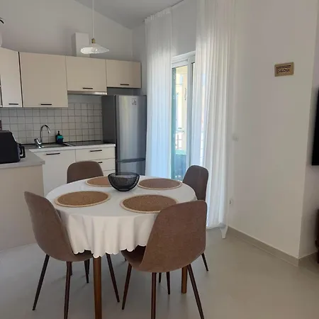 Apartment Salona